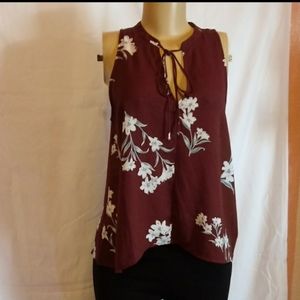 Gently-loved Sleeveless High & Low Top